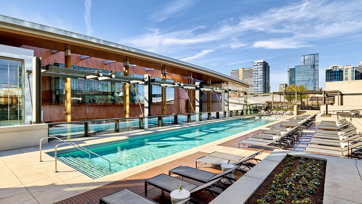 bnadtn-outdoor-pool (2)